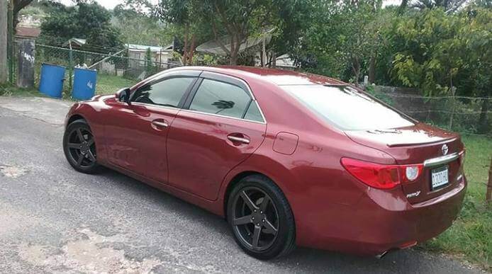 Toyota mark x 2011