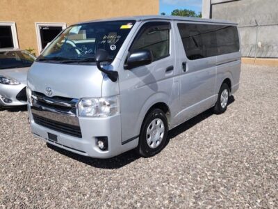 Toyota Hiace GL