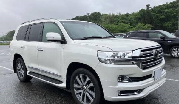 Used 2017 TOYOTA LAND CRUISER