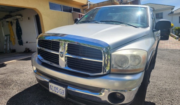 2006 Dodge Ram 2mil