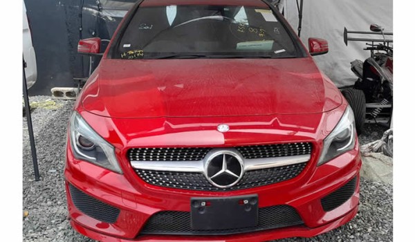 (Red )Mercedes Benz Cla 250