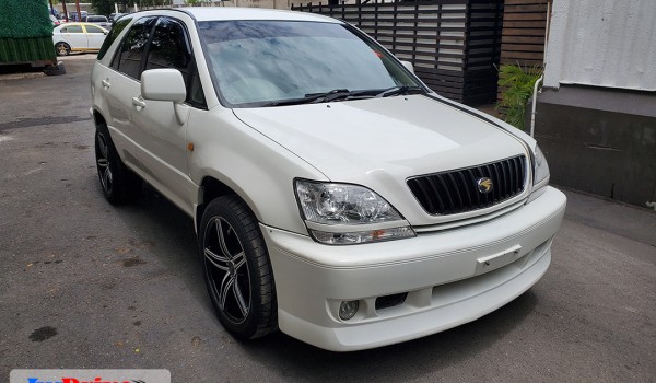 1999 TOYOTA HARRIER