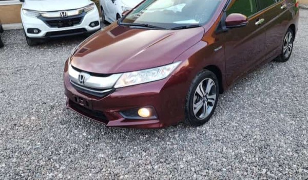 2015 HONDA GRACE