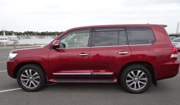 Used 2017 TOYOTA LAND CRUISER