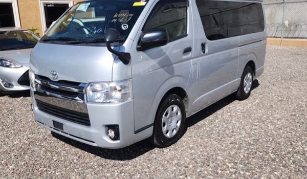 Toyota Hiace GL