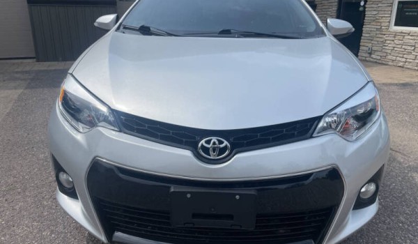 NEAT USED LHD 2016 Toyota Corolla