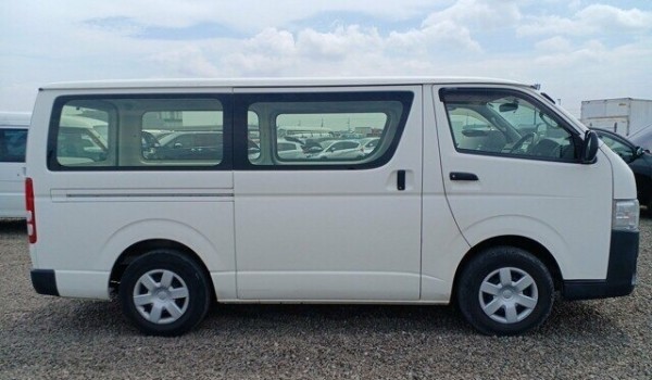 2015 Toyota Hiace Newly imported